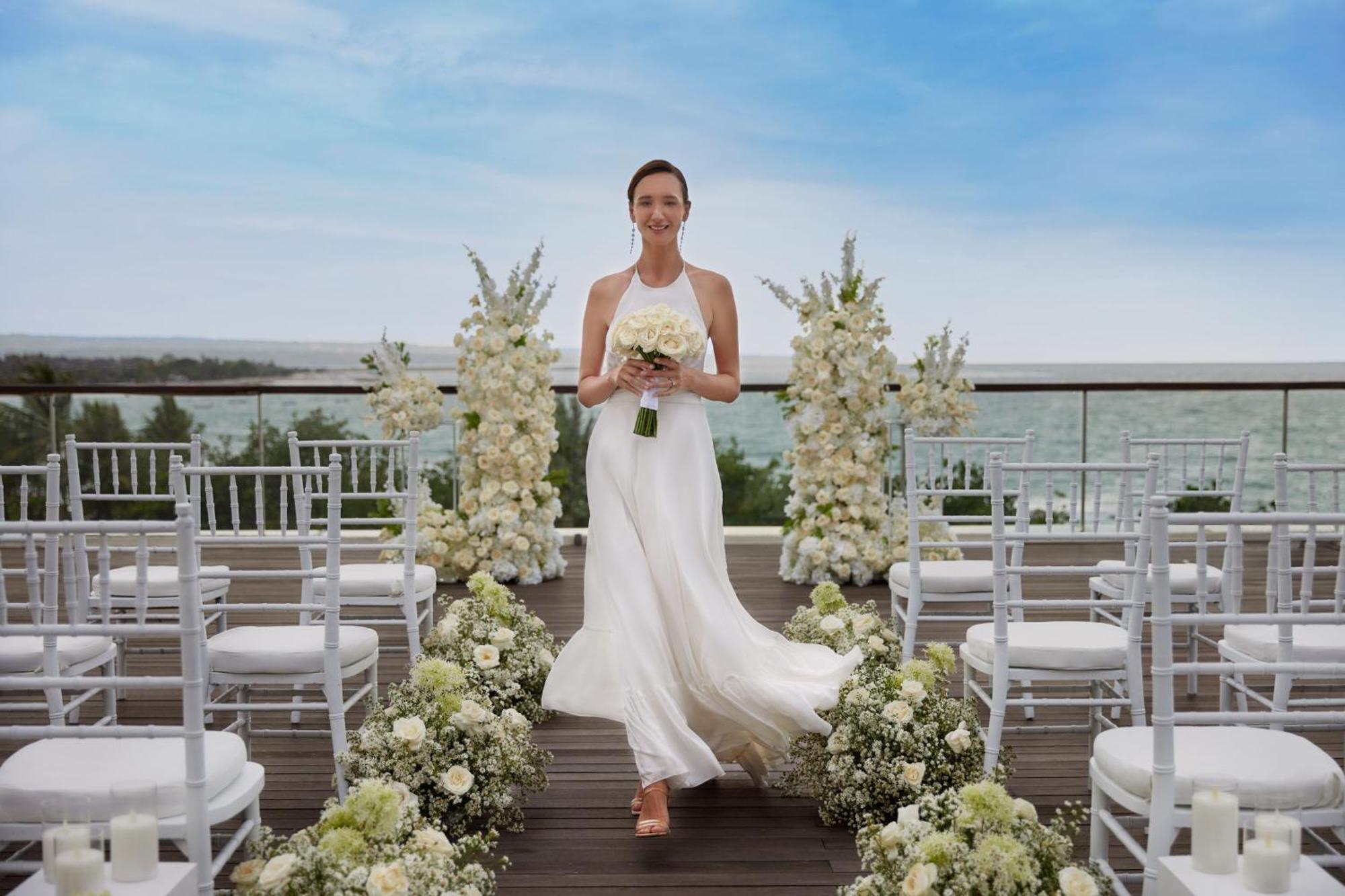 Sheraton Bali Kuta Resort Eksteriør bilde Wedding at the hotel